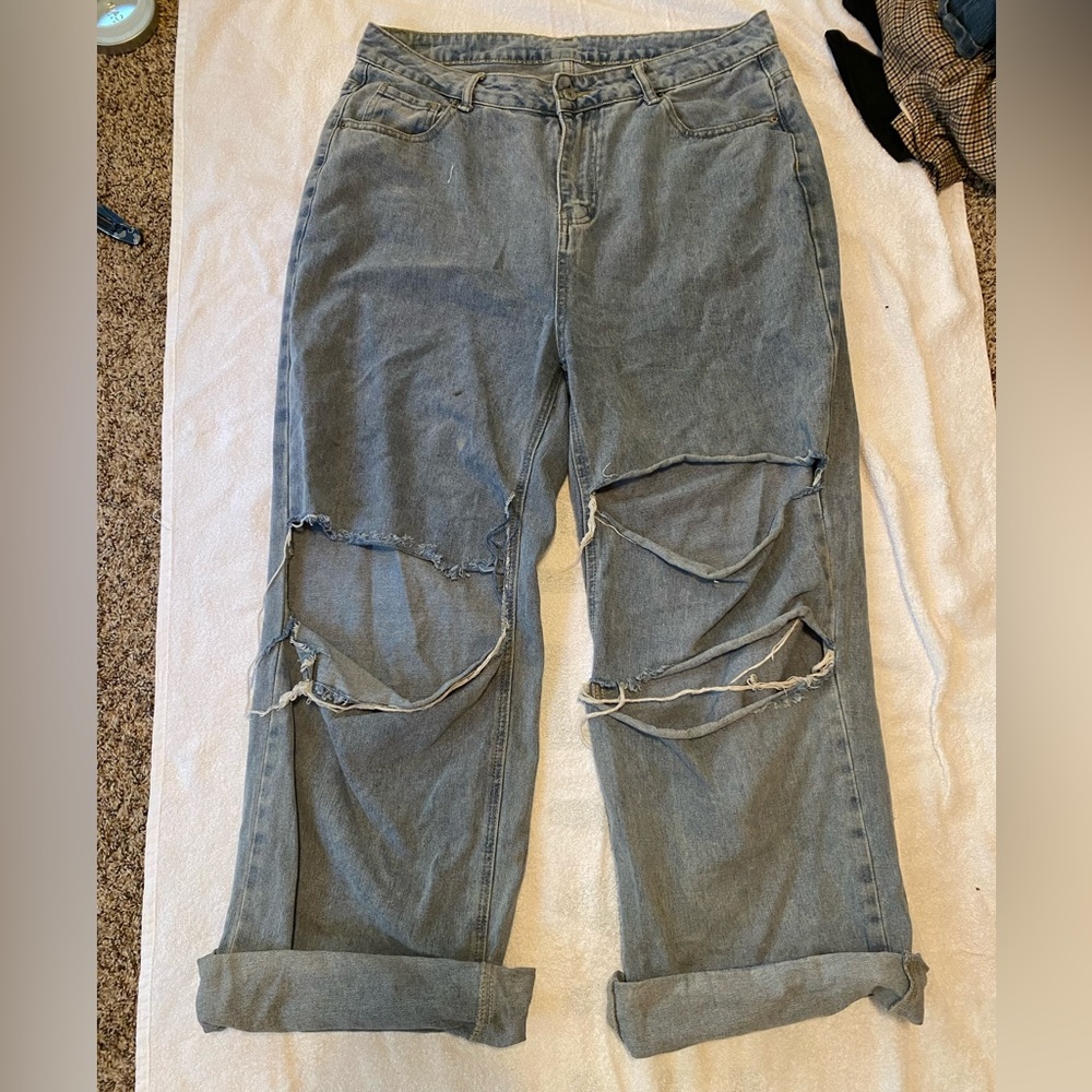 Baggy skater ripped Y2K jeans